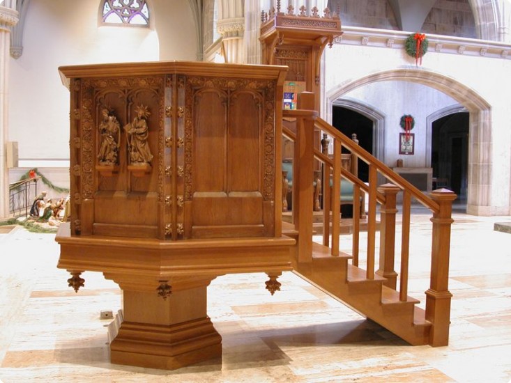 belleville- pulpit-lrg