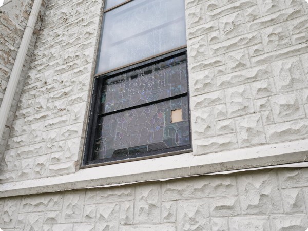 1 vandalized window